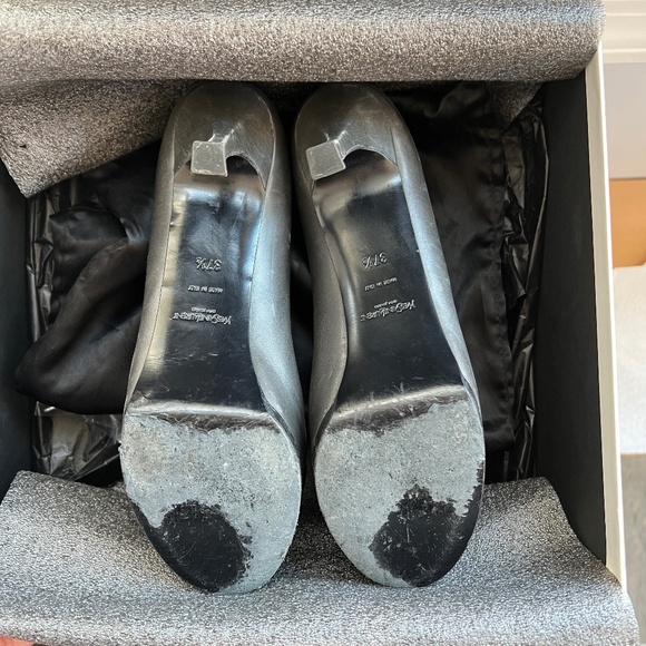 YSL Tribute Too Pumps - Picture 7 of 8